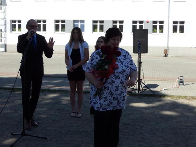 100 0042 Copy